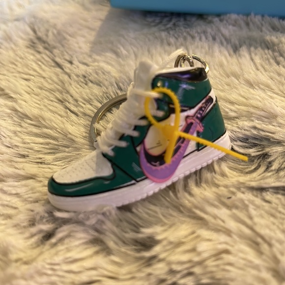 Jordan Other - Air Jordan 1 “Zoro” Keychain